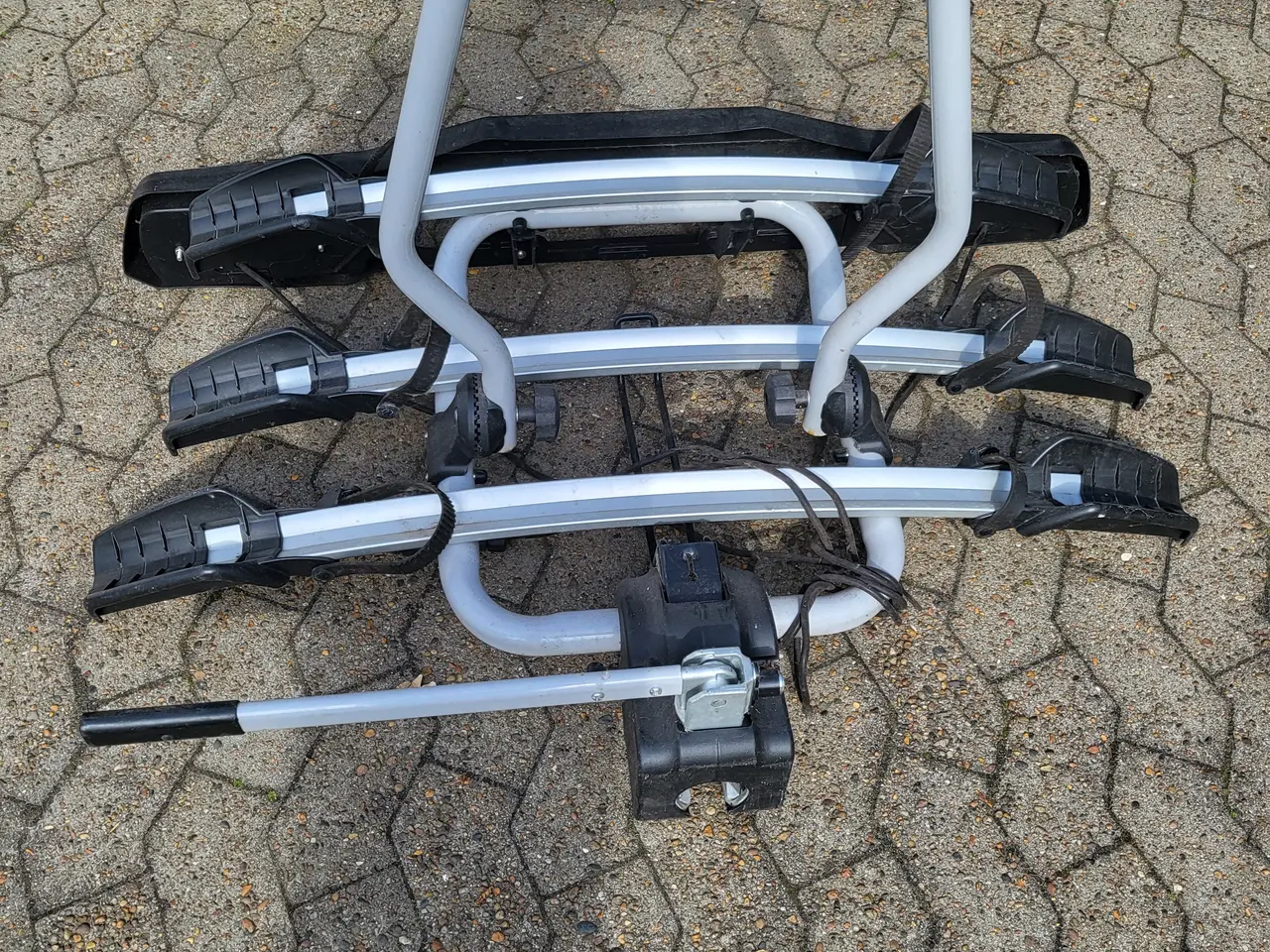 Billede 2 - Cykelholder til 3 cykler.