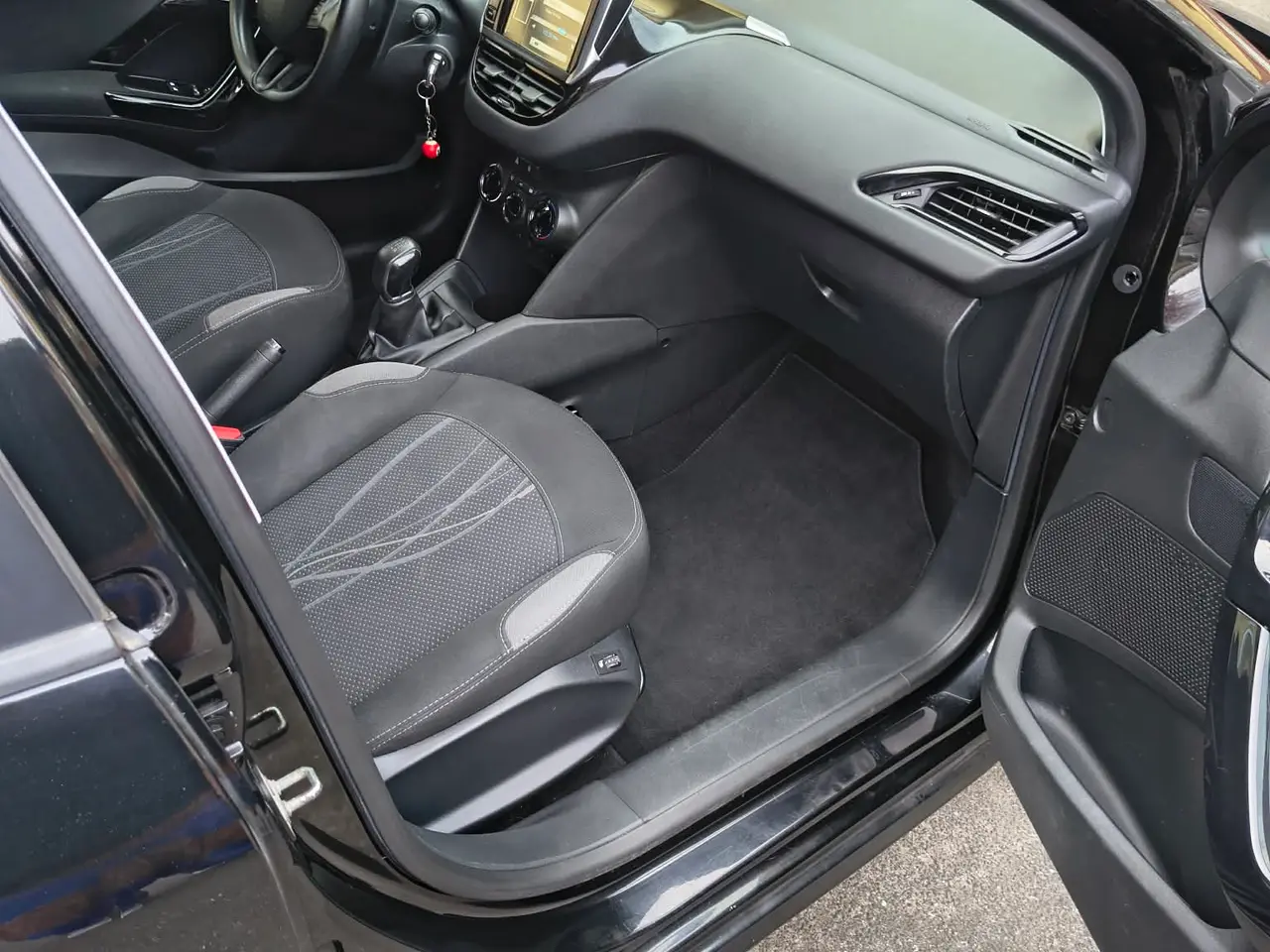 Billede 6 - Peugeot 208 med ny motor