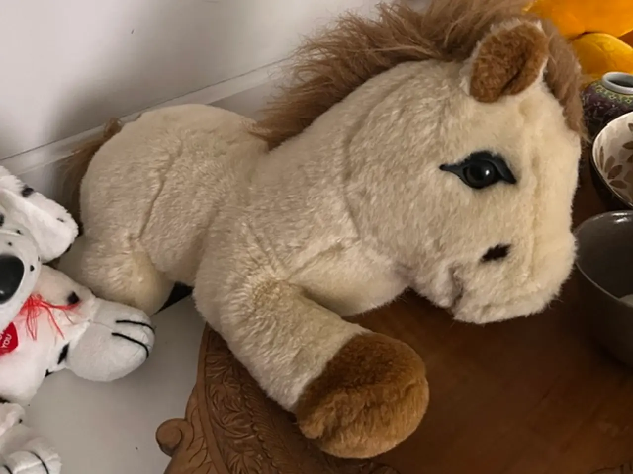 Billede 3 - Blød og krammegod plyspony, Goffa ca. 40 cm – flot