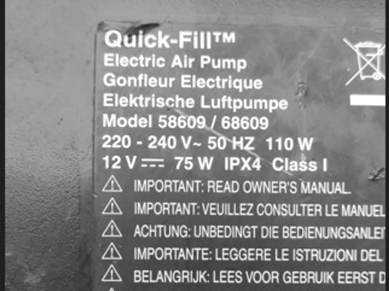 Billede 1 - Elektrisk 12/220 volt pumpe samt manuel pumpe