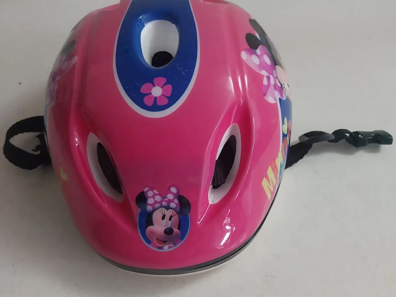 Billede 1 - Minnie mouse cykelhjelm