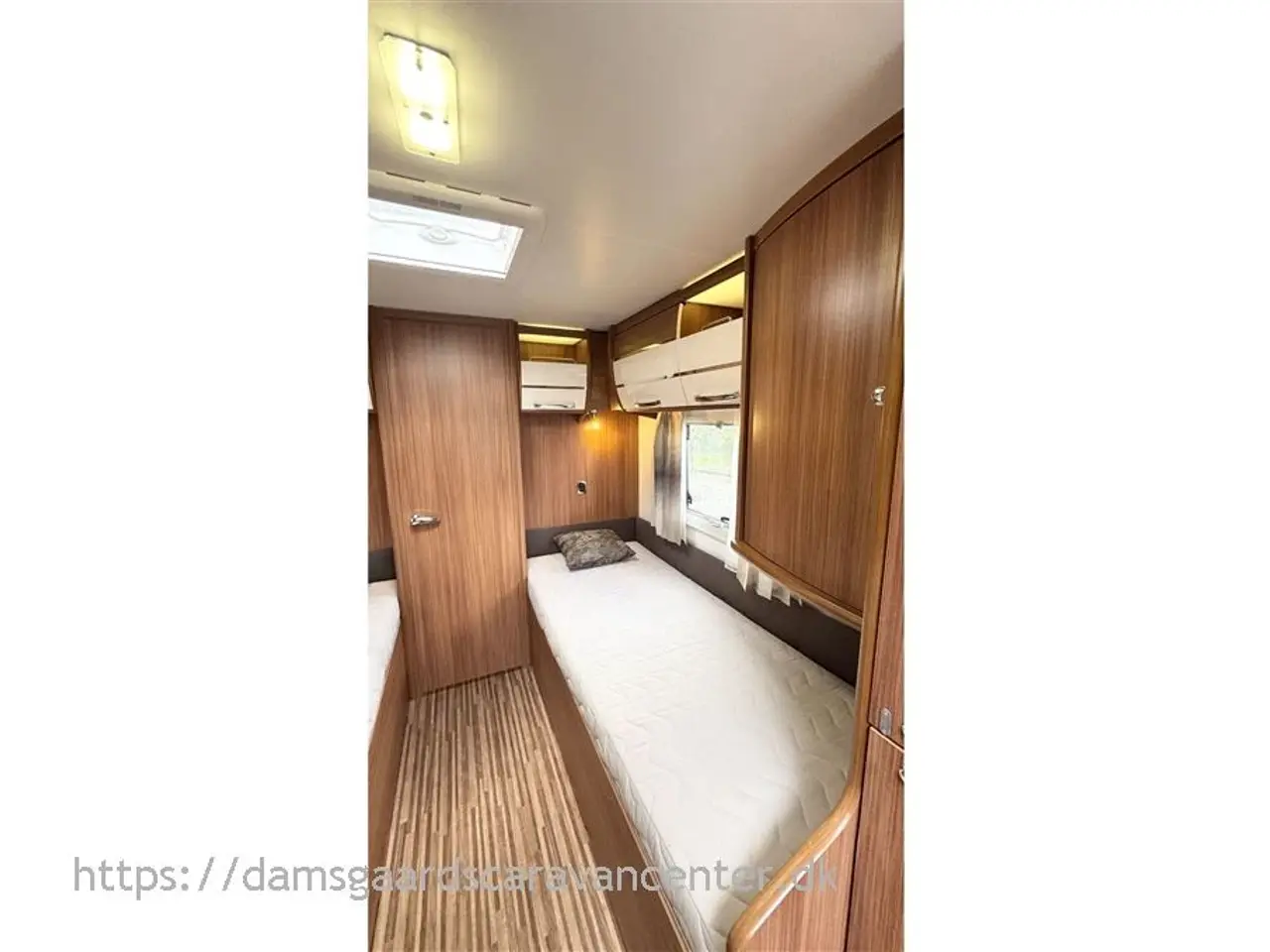 Billede 17 - 2015 - Adria Alpina 613 UT Alde Centralvarme Enkeltsenge-Alde-Gulvtemp.-Endebad-Mover
