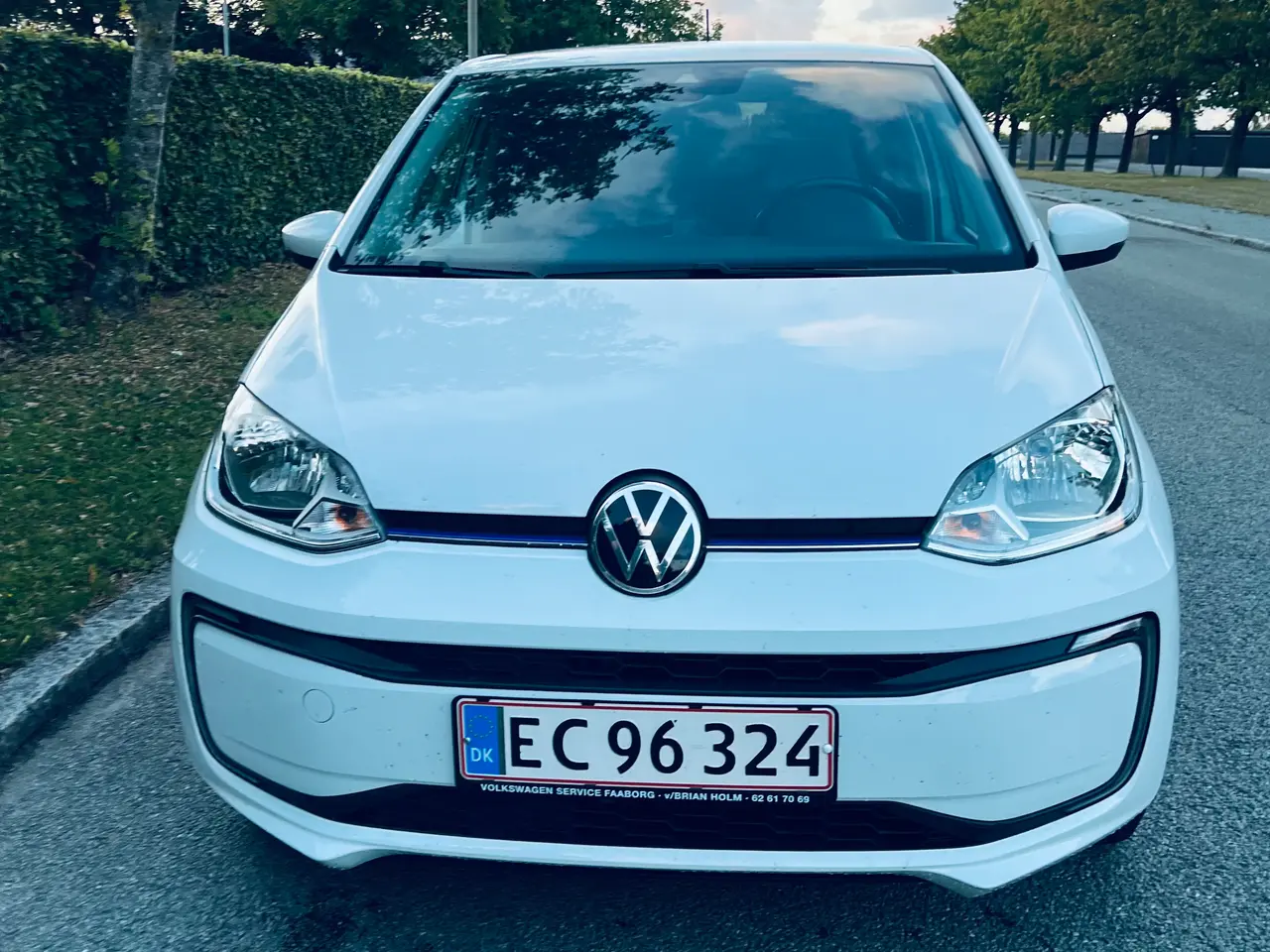 Billede 2 - Velkørende og økonomisk VW e-UP