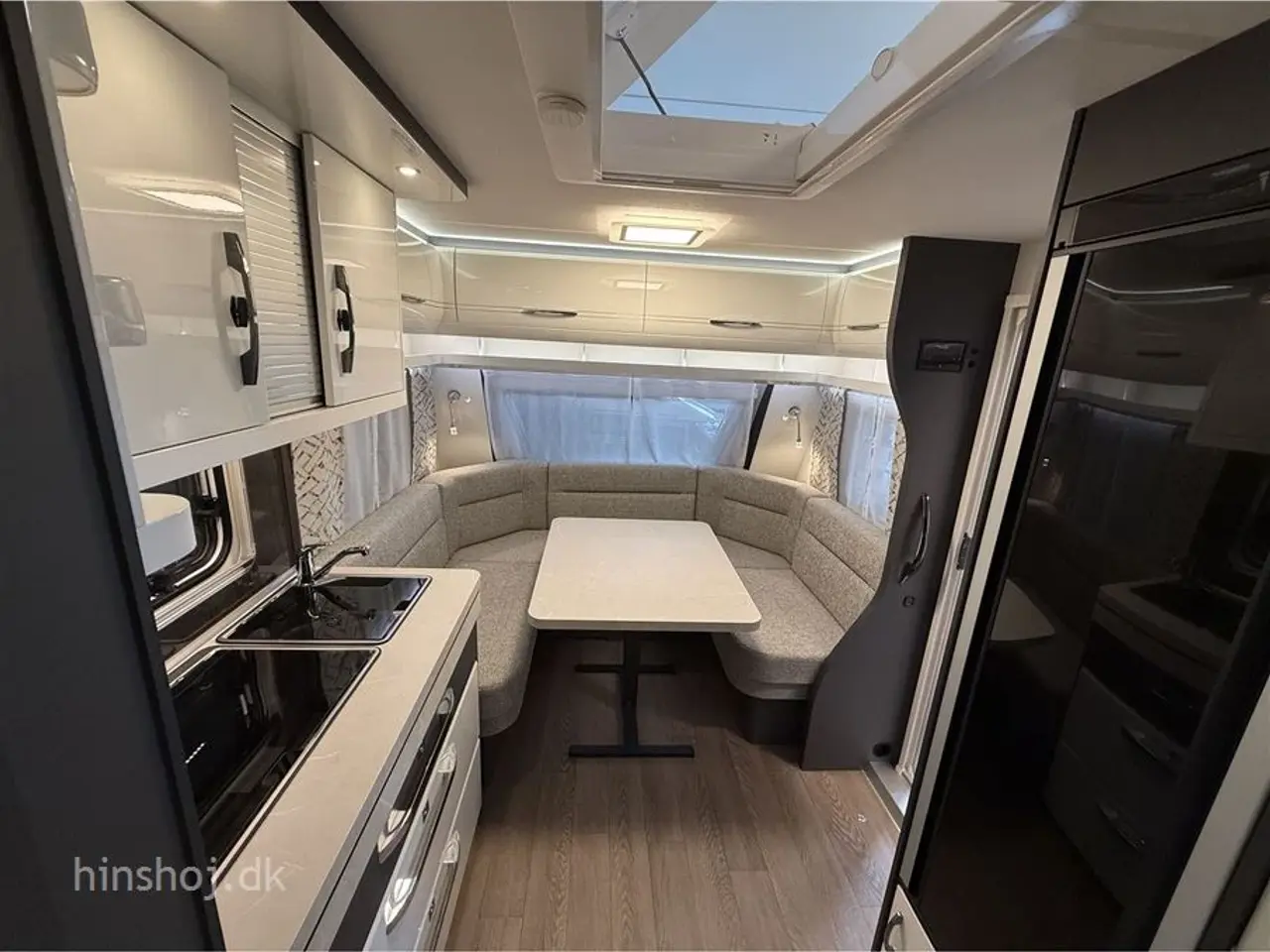Billede 12 - 2025 - Hobby Excellent 540 WFU Dejlig vogn med rundsidegruppe og franskseng fra Hinshøj Caravan A/S