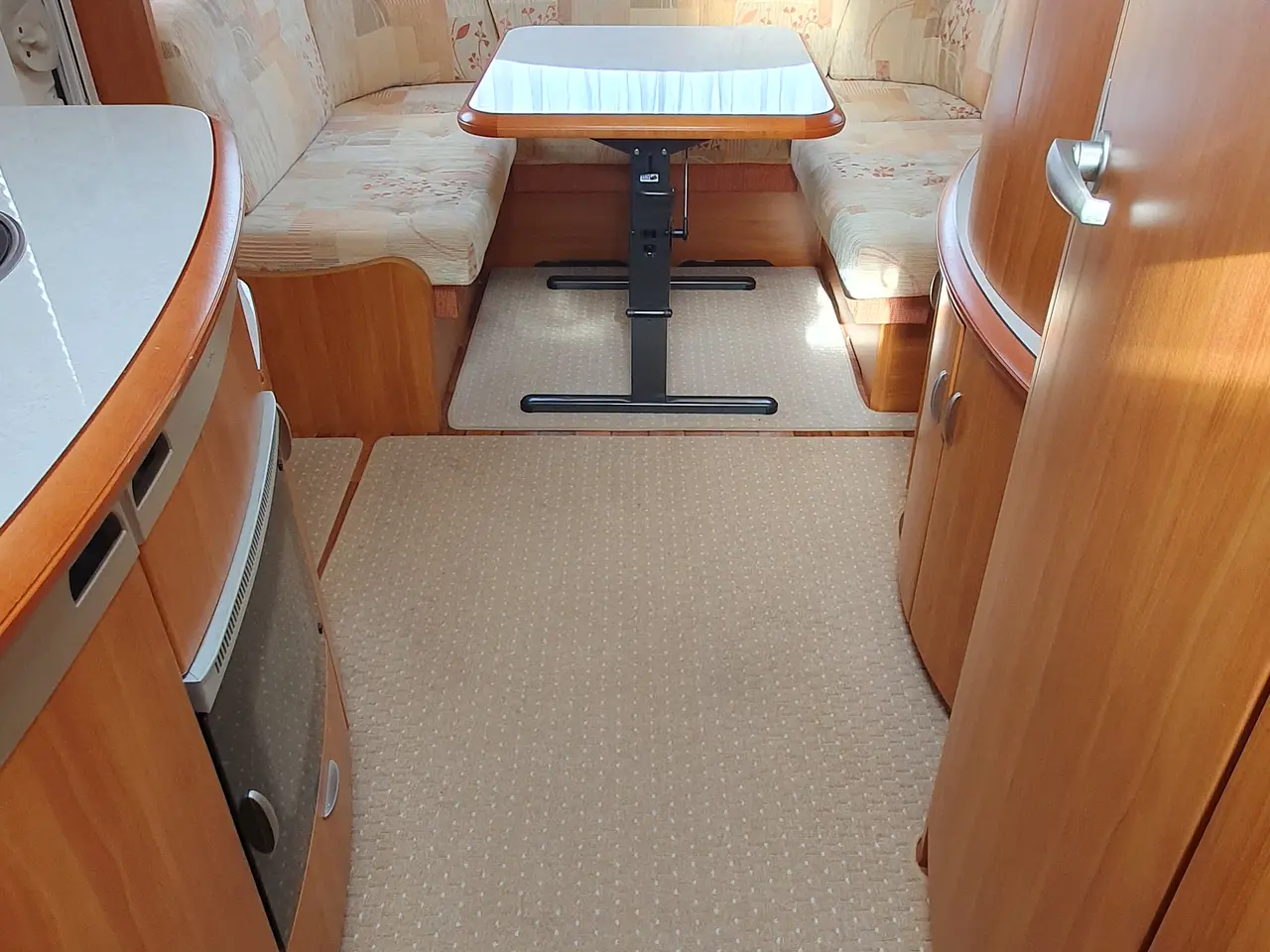 Billede 3 - Hobby campingvogn med fortelt
