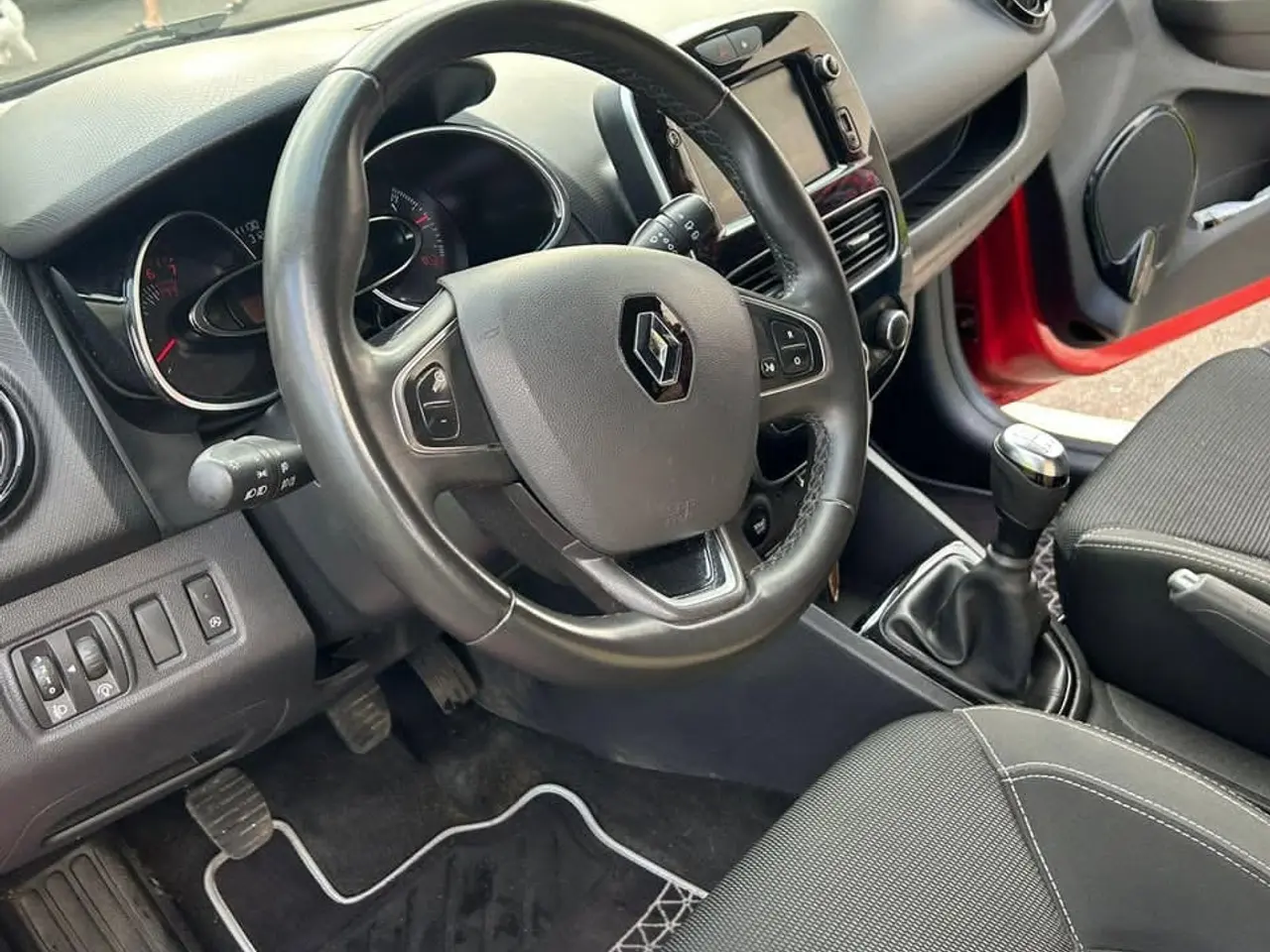 Billede 1 - Renault clio 