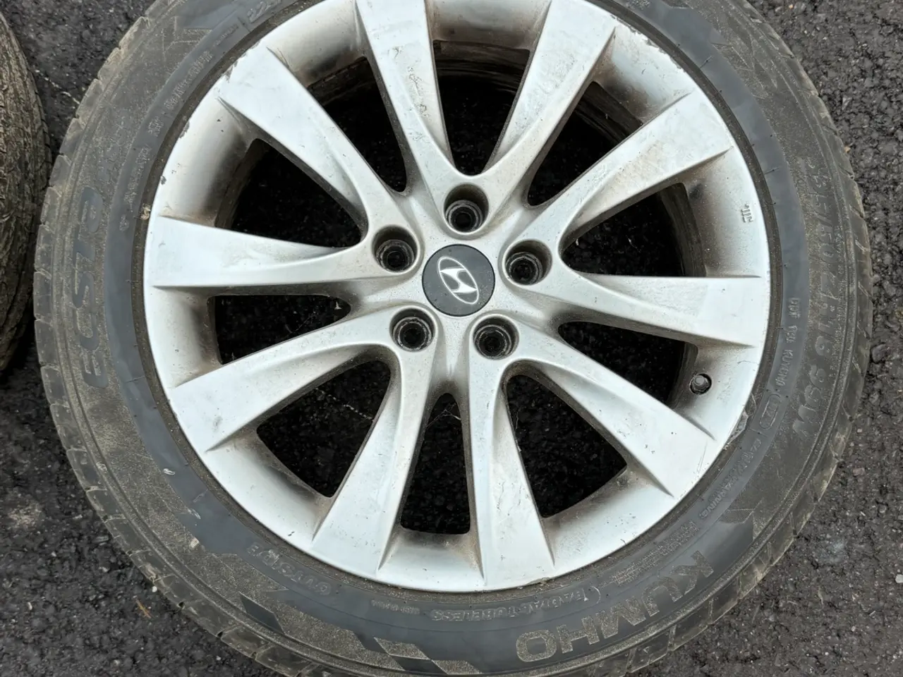 Billede 3 - Hyundai alufælge til salg