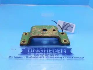 John Deere 2020 Support T21672