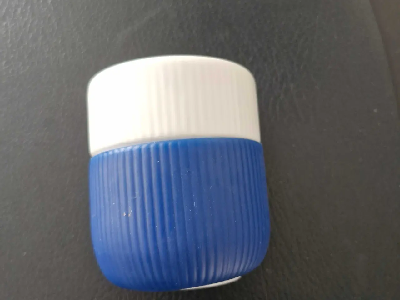 Billede 3 - Royal Copenhagen krus med gummi NYPRISi
