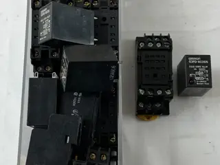Omron G3FD-X03SN Solid State relæ + Socket Bulk