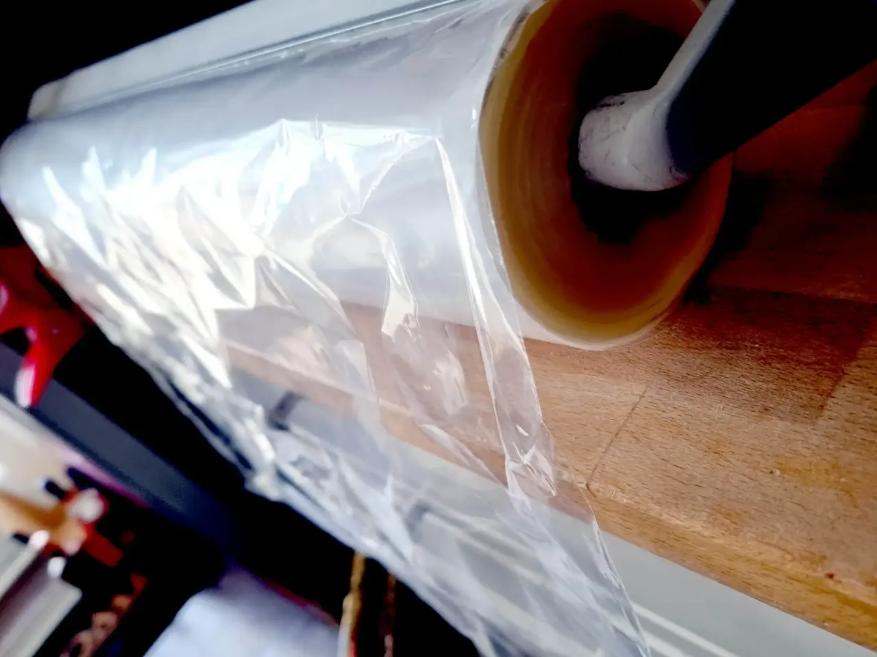 Billede 2 - stor cellofan holder inkl rulle. 60 cm bred