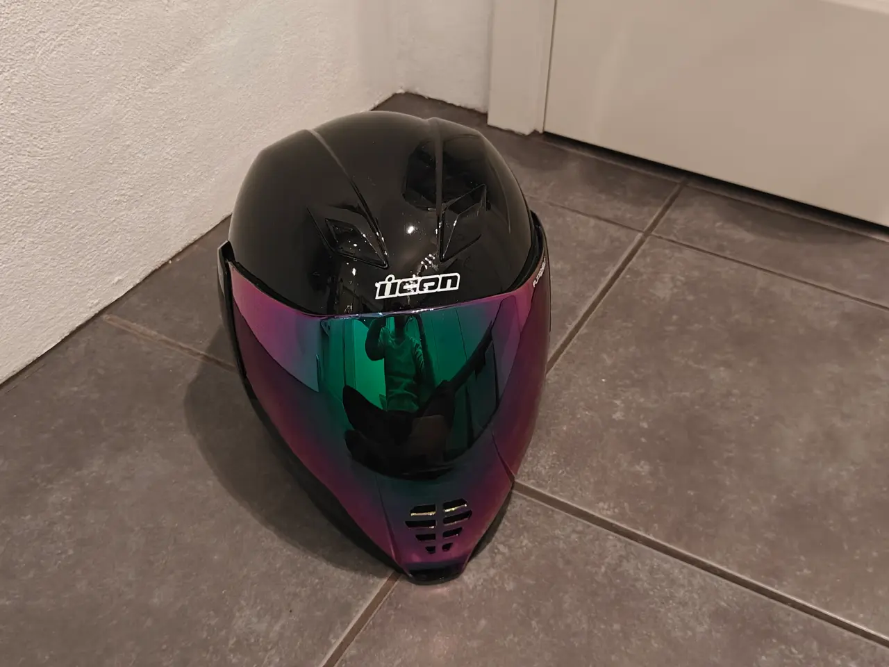 Billede 1 - Icon Airflite Large 59-60 CM