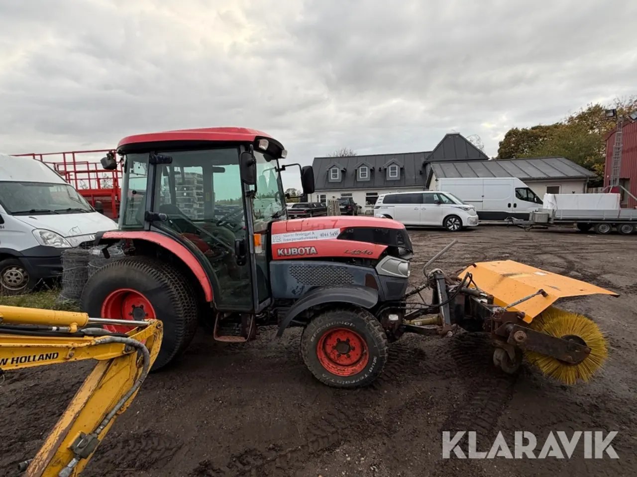Billede 4 - Traktor Kubota L4240 med kost