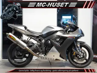 Yamaha YZF R1