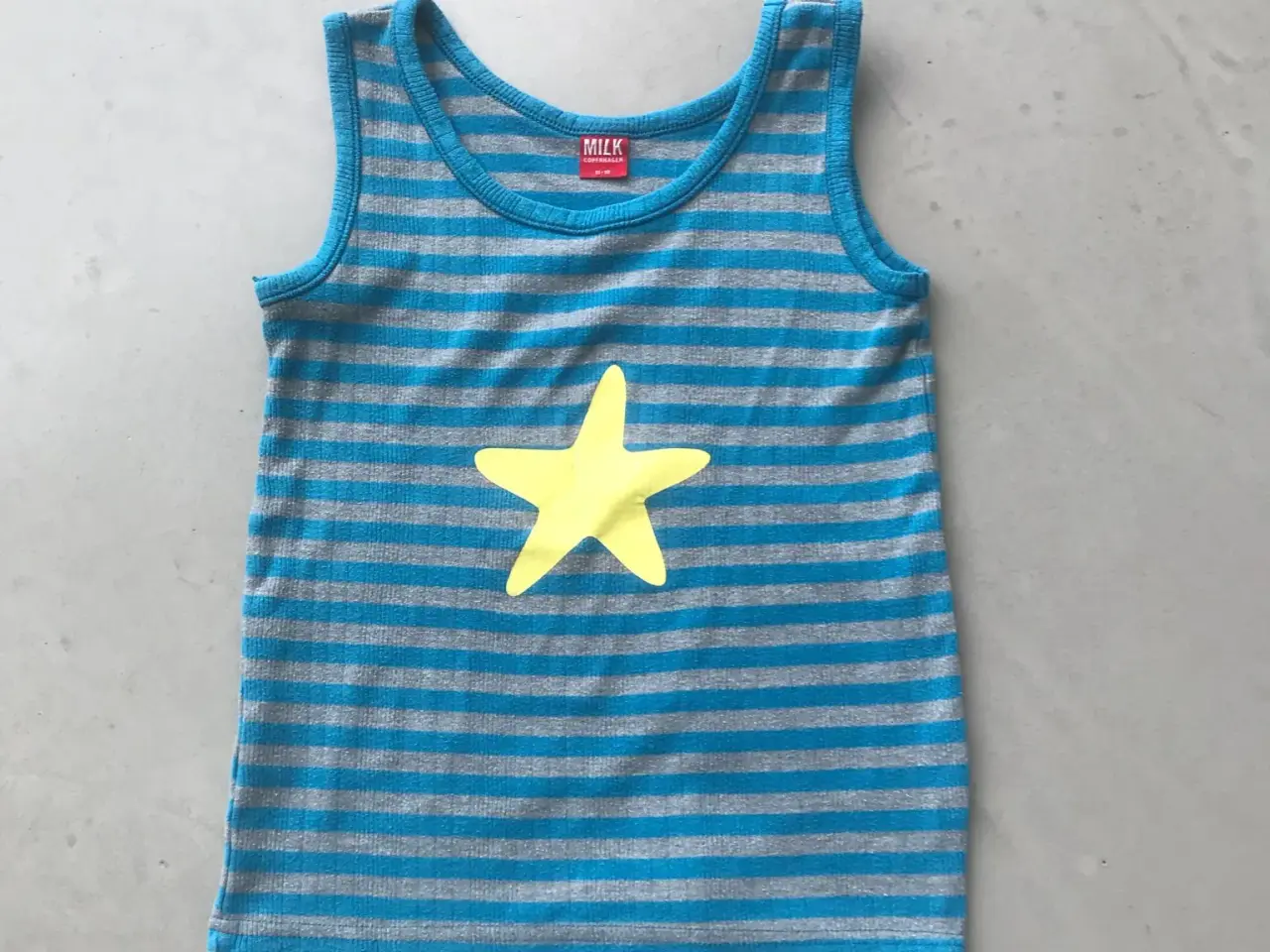 Billede 1 - Tanktop/undertrøje str.11/12 år