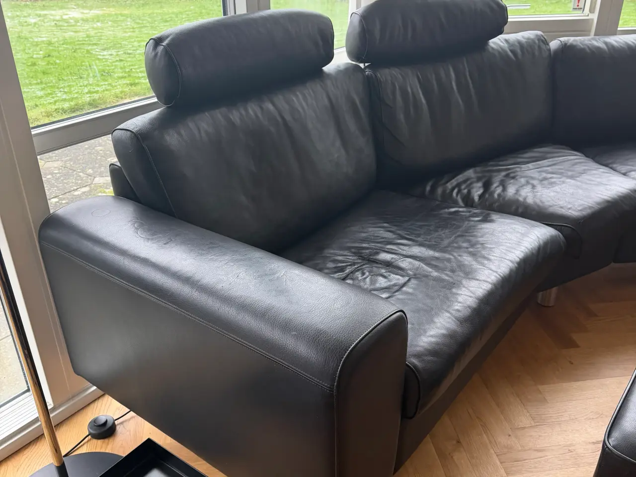 Billede 6 - Mogens Hansen sofa med chaiselong i sort læder