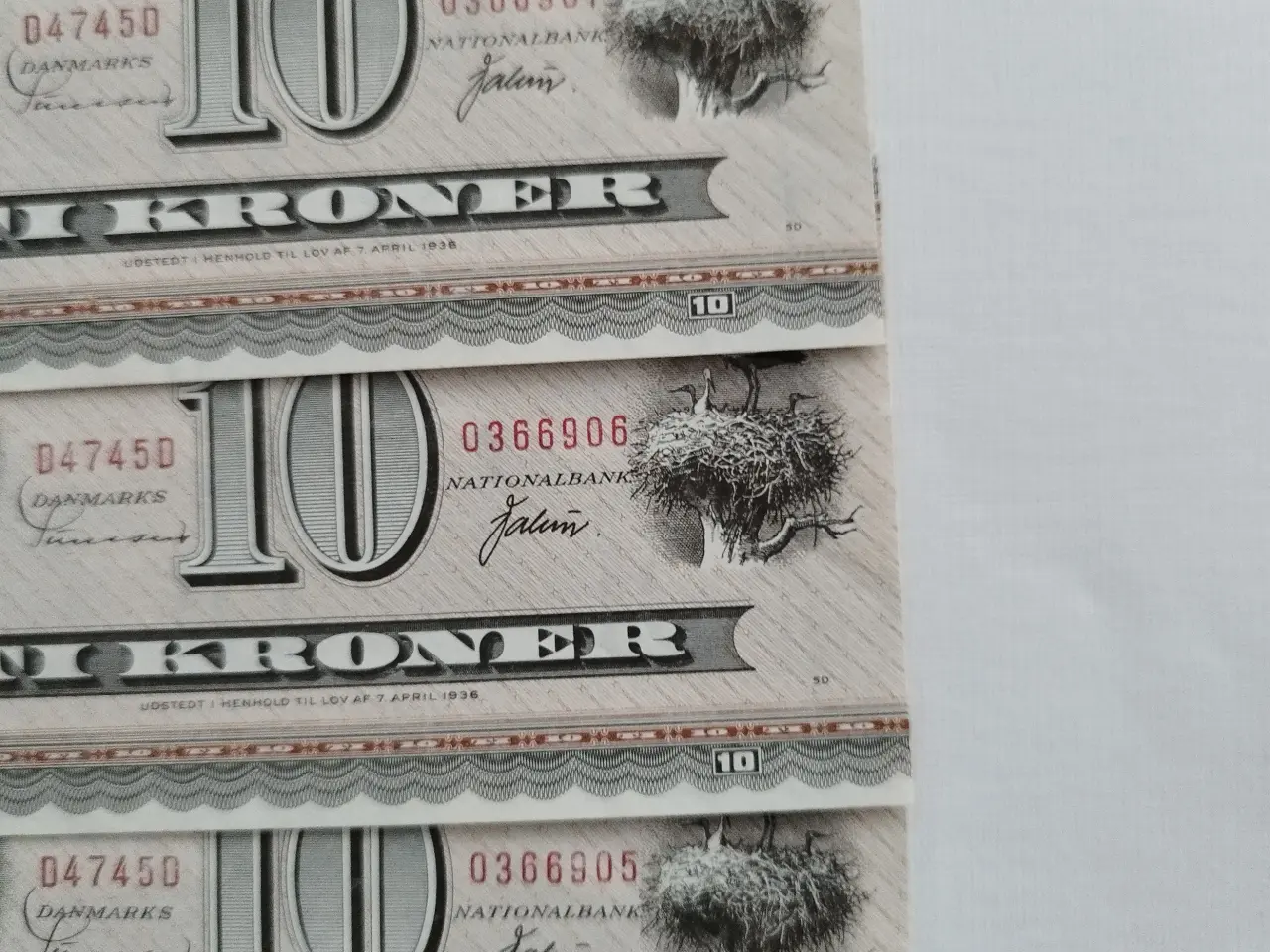 Billede 1 - Bankfriske 10 kroner. 1974. Den med storke