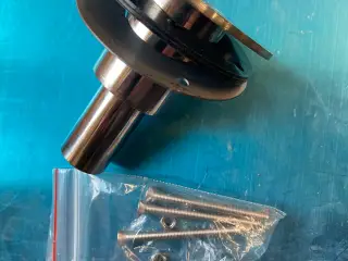 Skrog gennem føring 24 mm