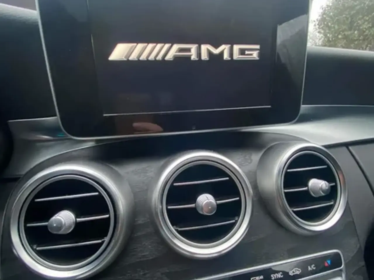Billede 9 - Mercedes aktivering af Carplay / Android Auto