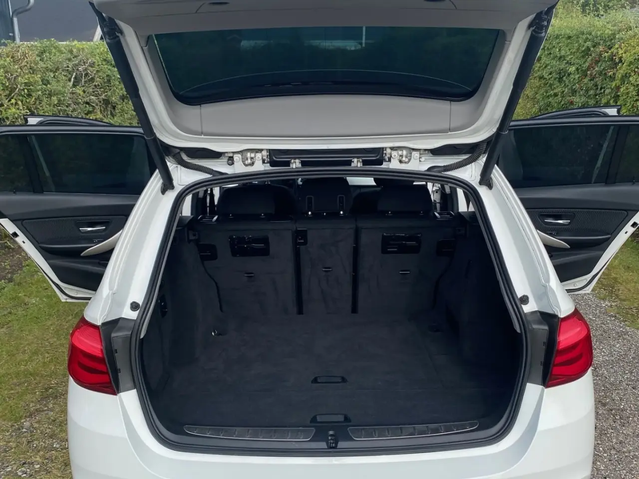 Billede 3 - NYSYNET BMW 320d Stationcar 5dørs