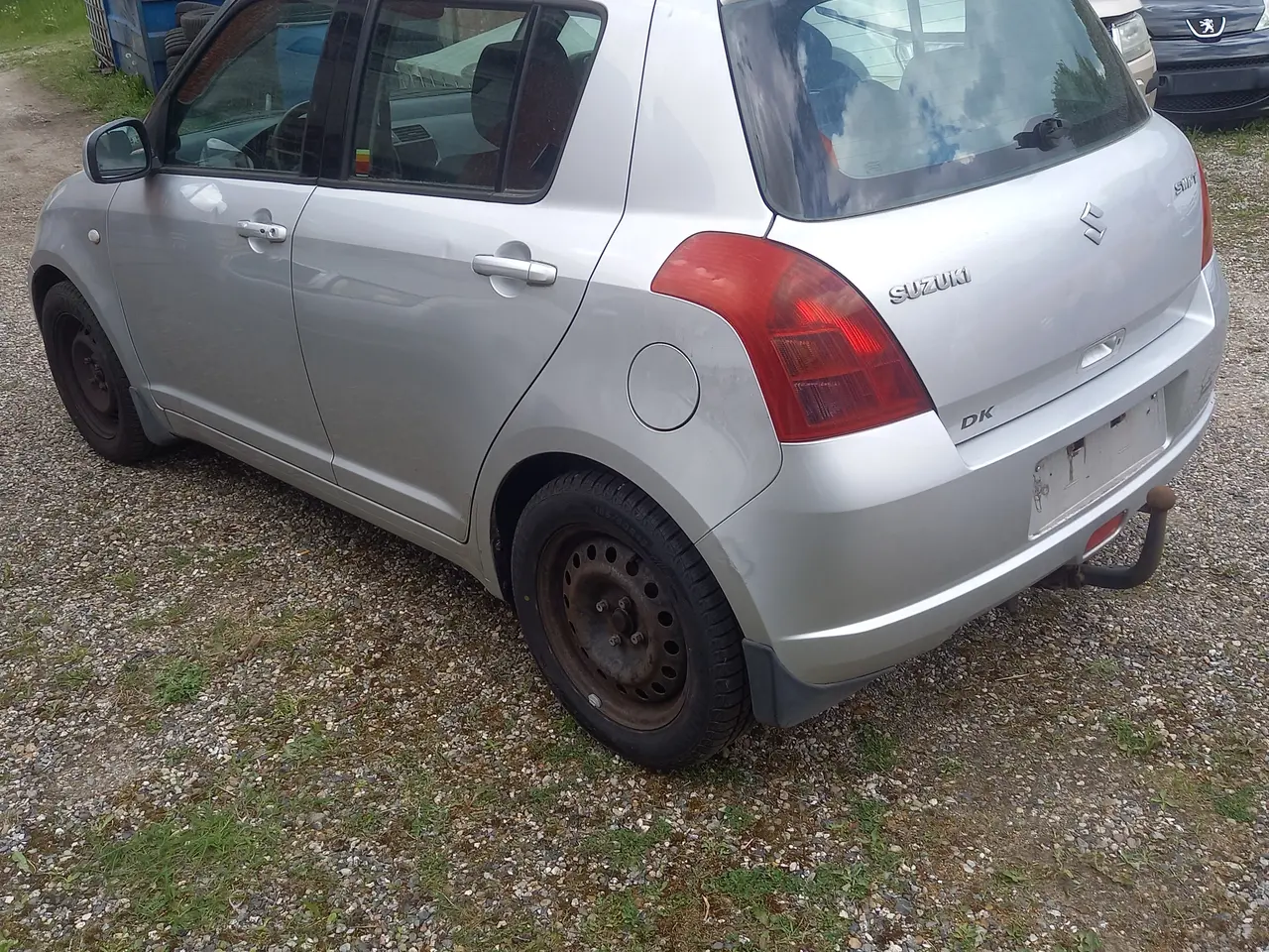 Billede 4 - Suzuki swift 1.5 5 dørs med træk