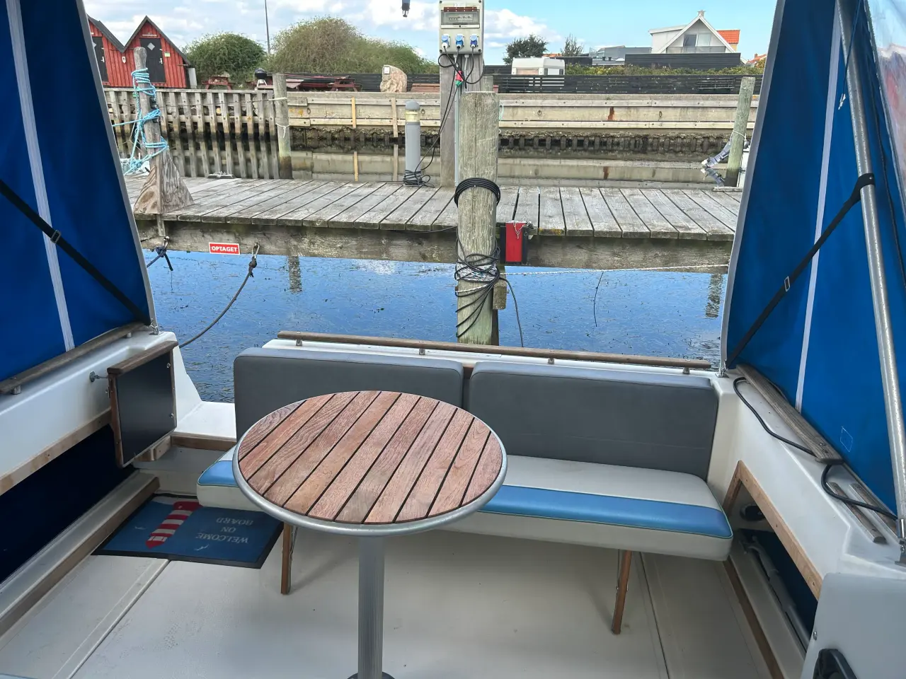 Billede 6 - Sælges : Sea Ray 250 Sundancer       Bud modtages