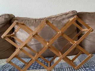 NEDSAT Retro Vinreol i fyrretræ