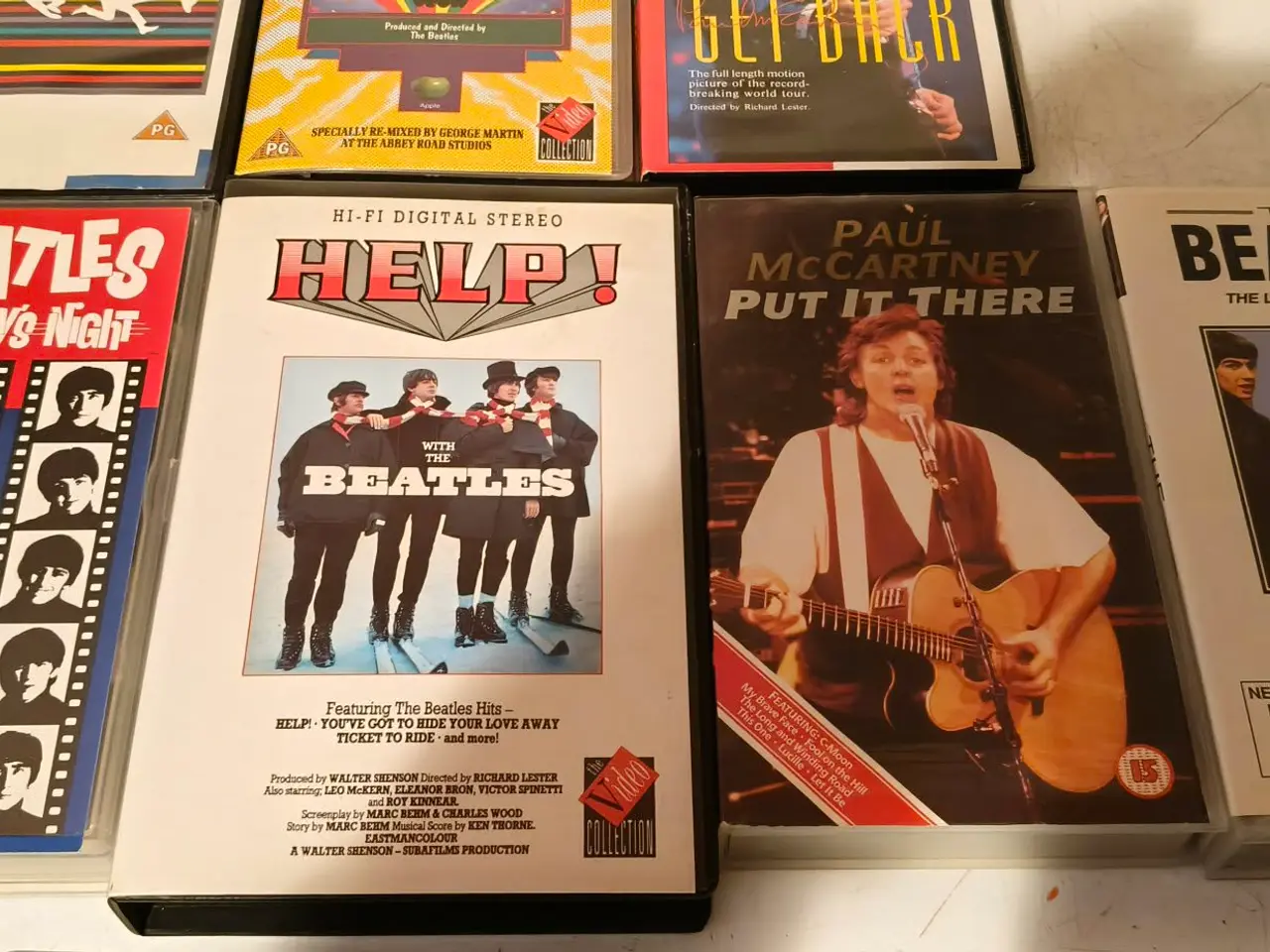 Billede 3 - 7 vhs bånd med beatles til dem der kan huske dem