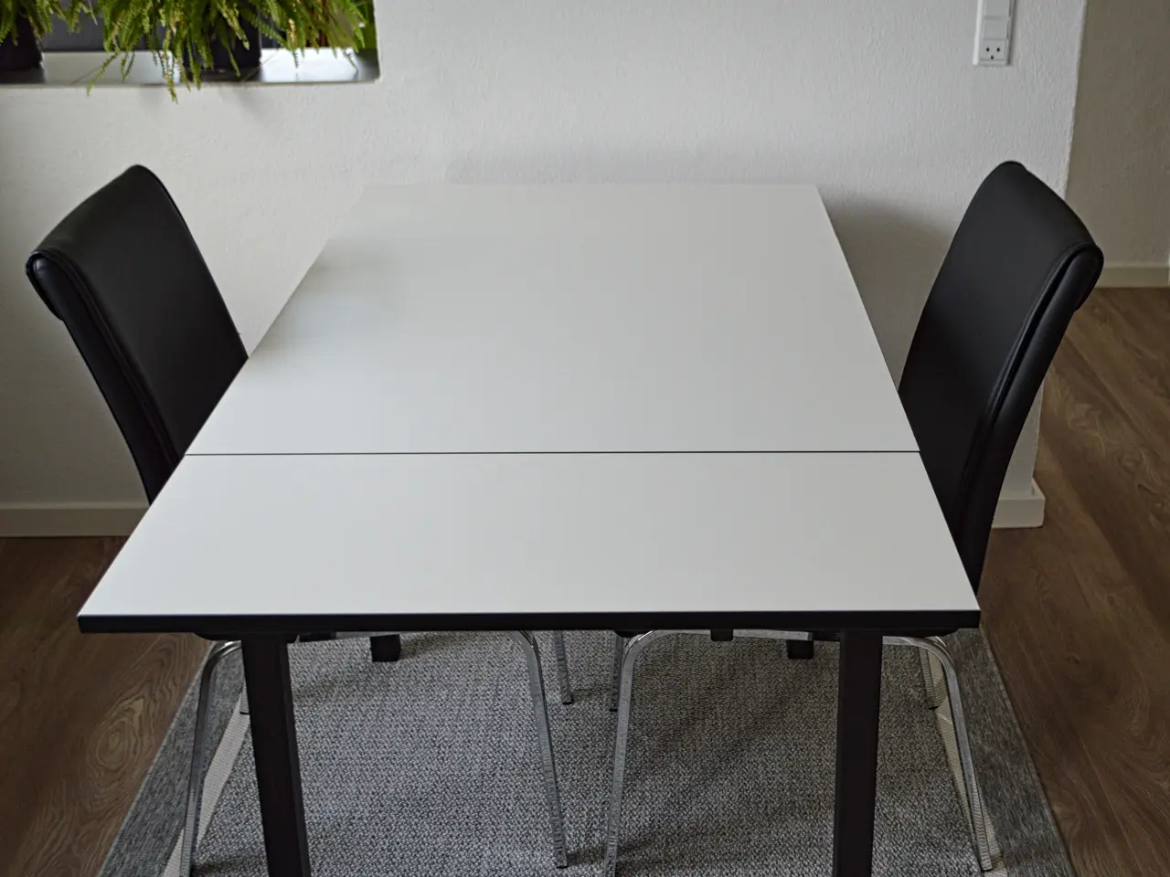Billede 3 - Spisebord og/eller 6 stole