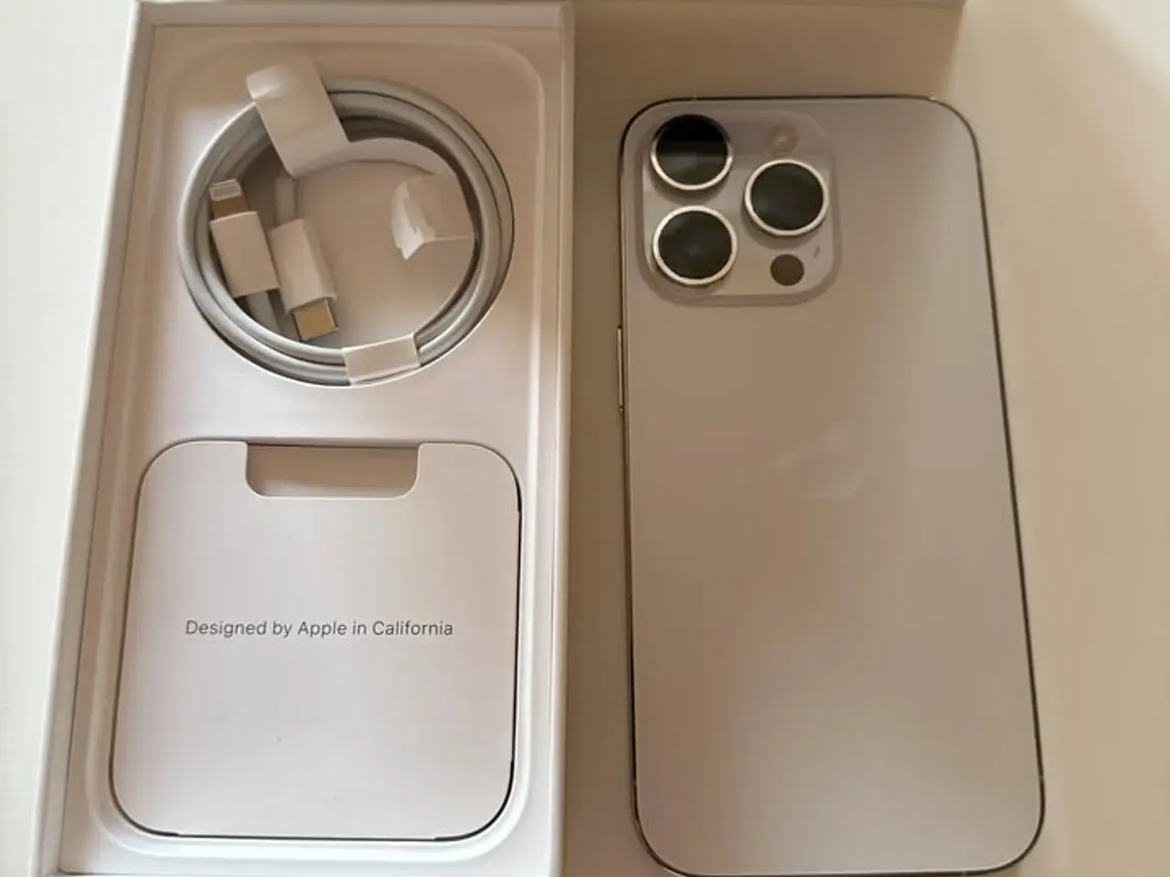 Billede 1 - super velholdt iphone 14 pro, 100% batteri