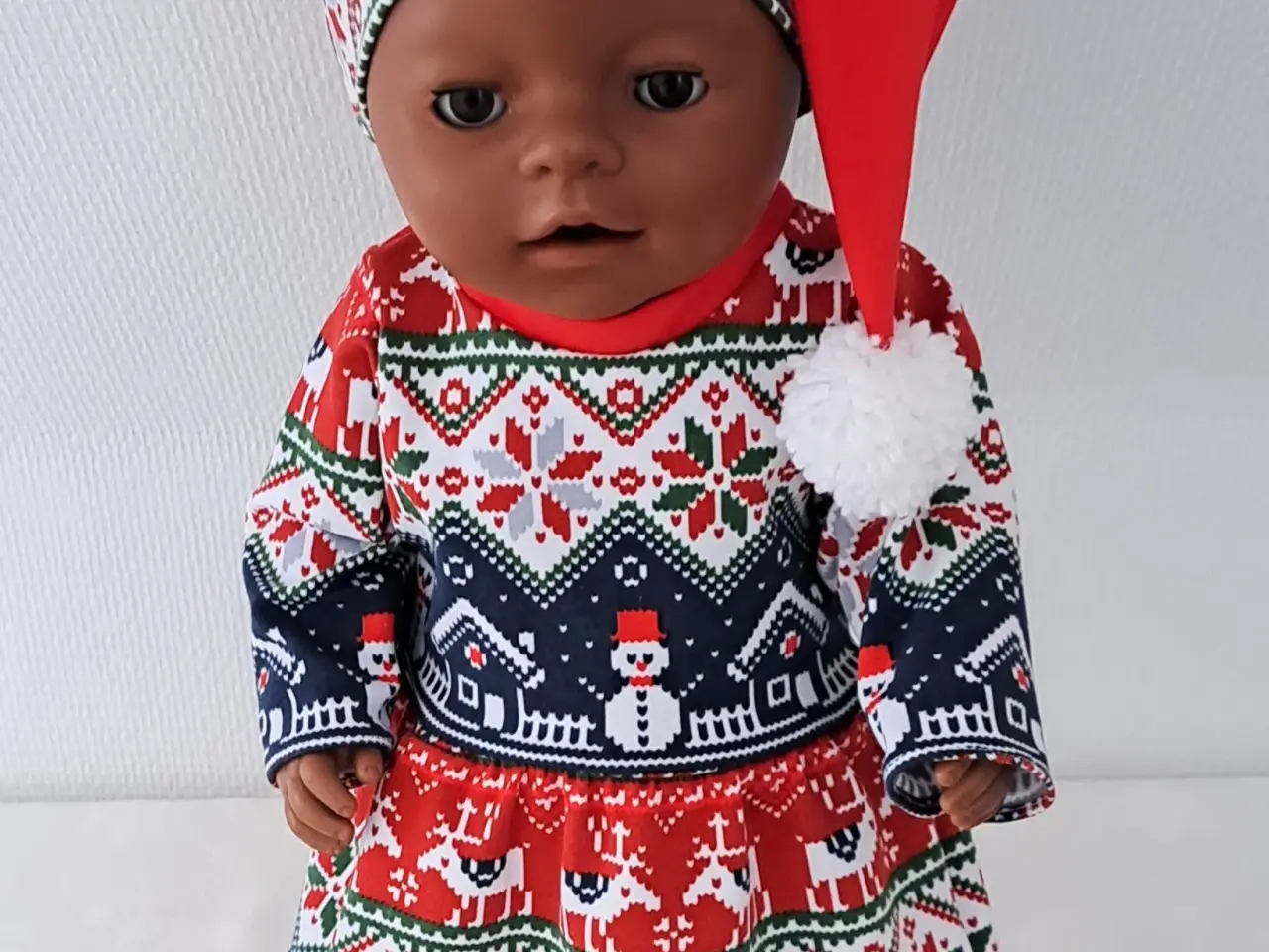 Billede 8 - Julekjoler og nissetøj til dukker fra 42 til 43cm.