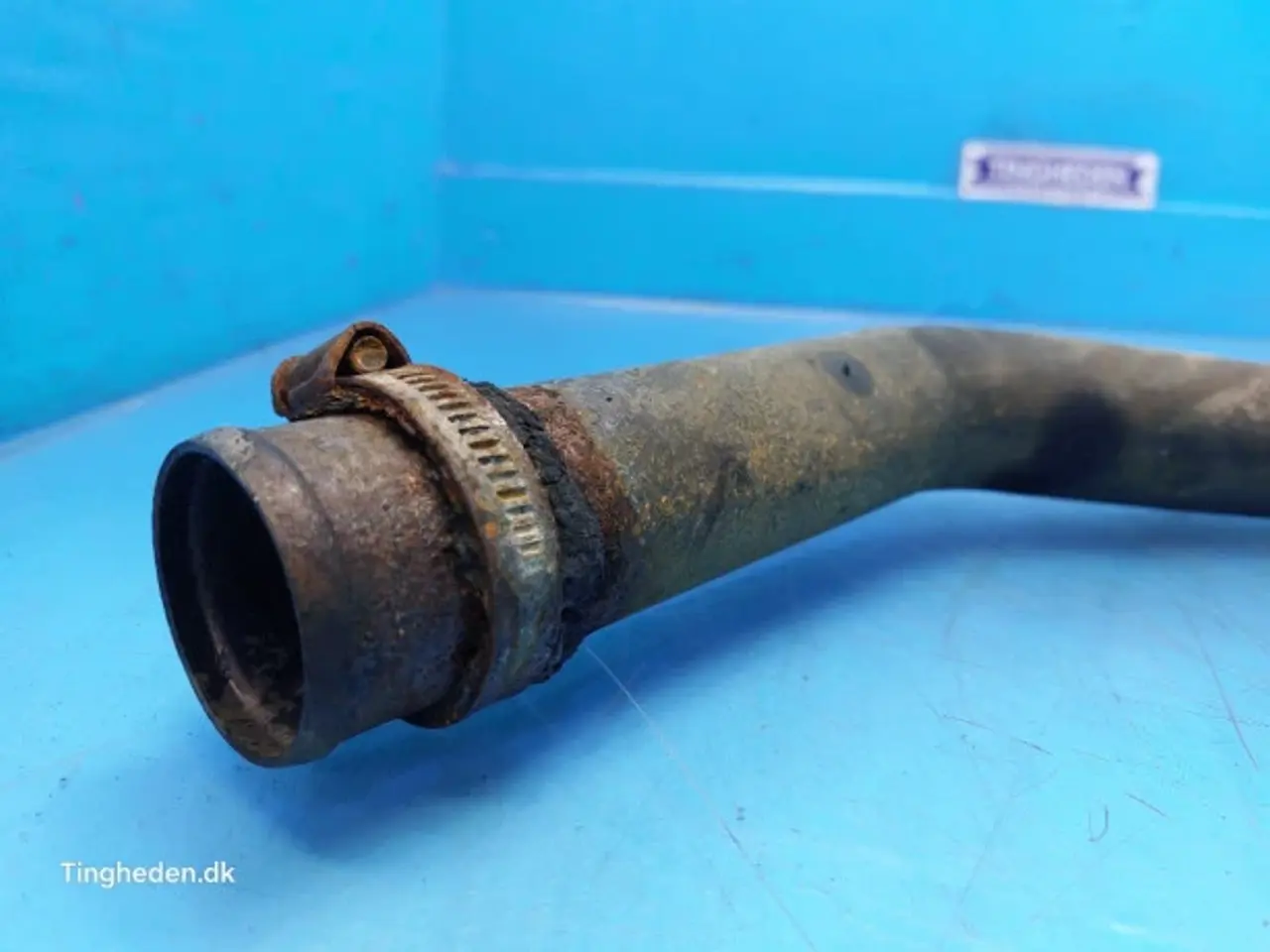 Billede 4 - Case Farmall 95A Påfyldningsstuds 87618888