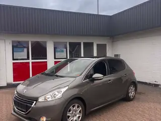 Lav km Peugeot 208