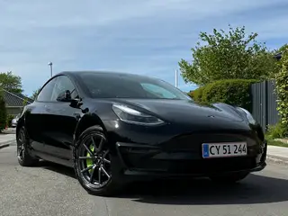 Tesla Model 3 (standard range plus)