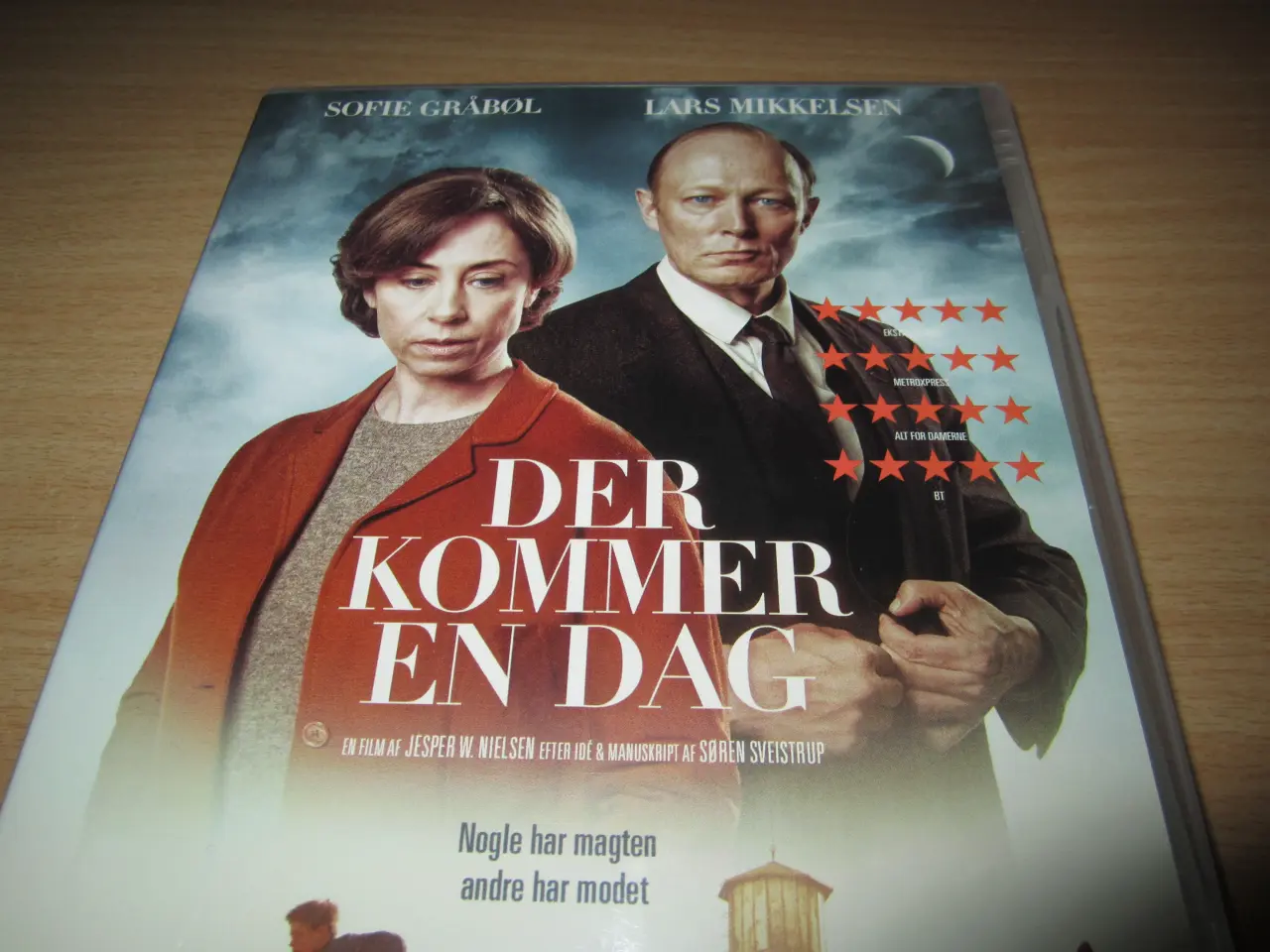 Billede 1 - BYD. SOFIE GRÅBØL. Der kommer en dag.