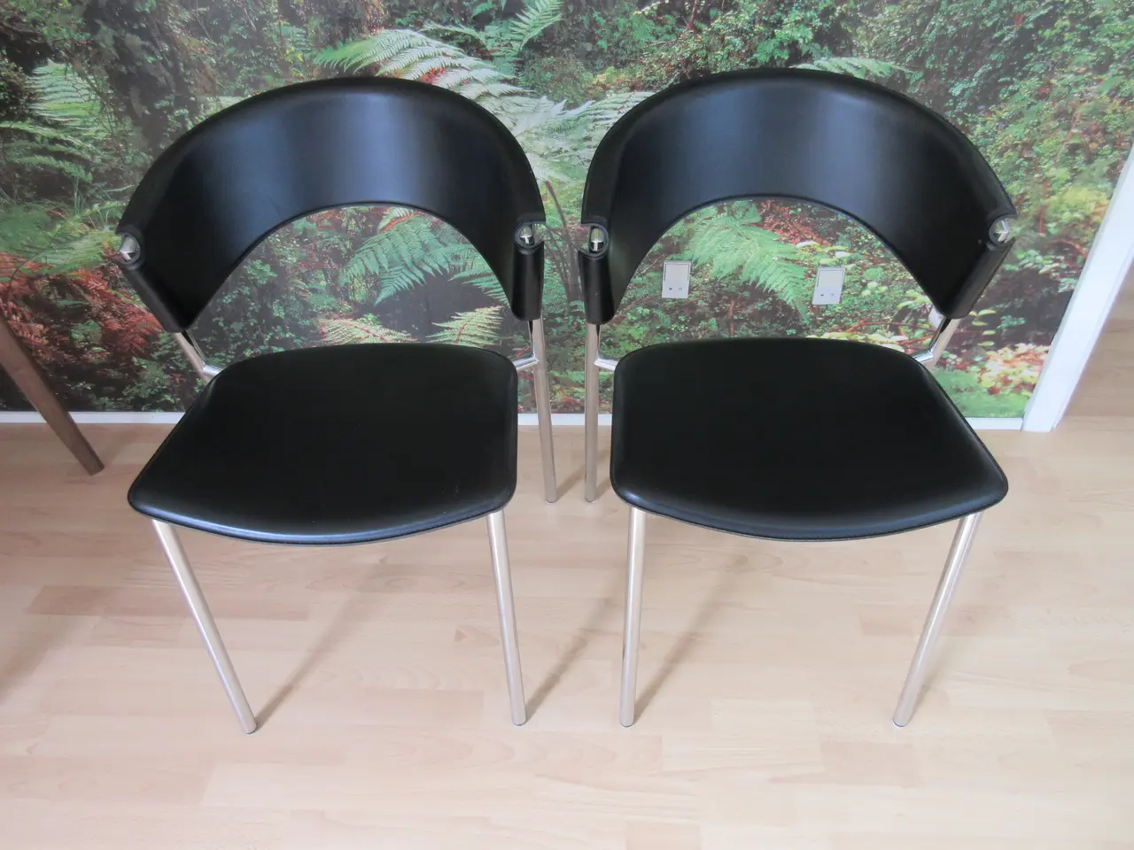 Billede 1 - 2 stole fra italienske Calligaris, samlet 400,- kr