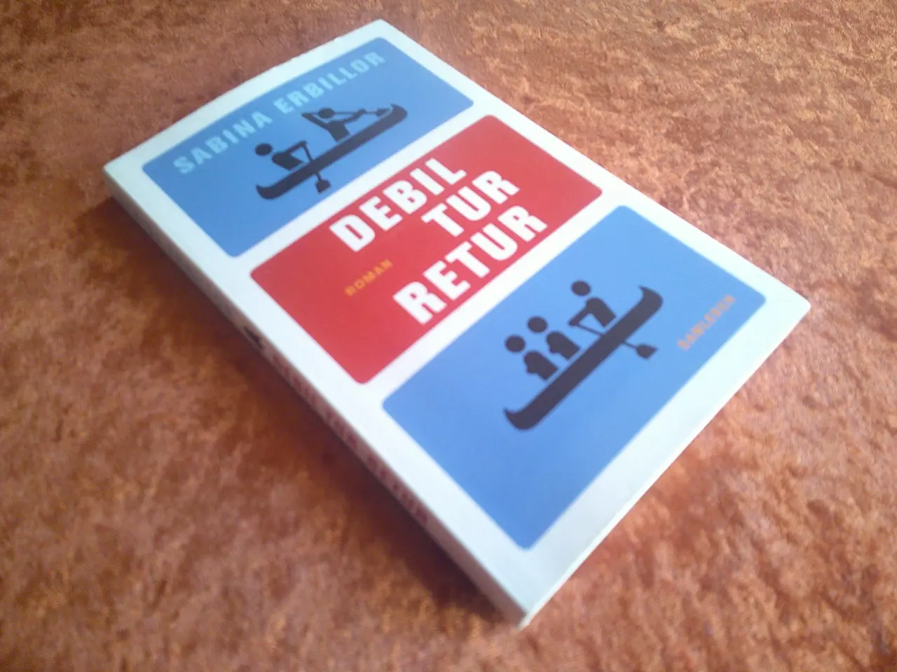 Billede 1 - Debil tur-retur, Sabina Erbillor,