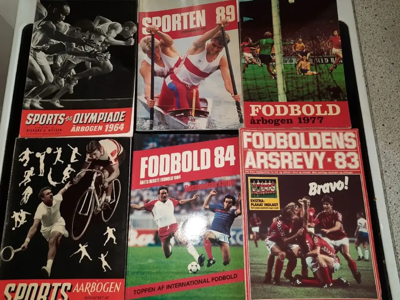 Billede 1 - 6 stk Sports blade/bøger
