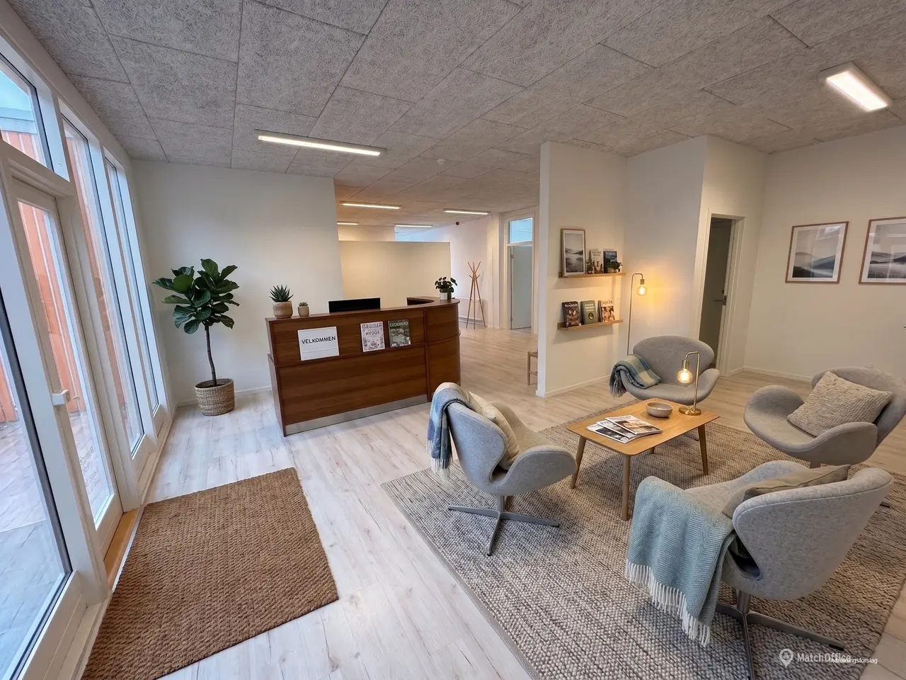 Billede 1 - Lys og velindrettet klinik på 179 m²