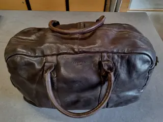 Weekendtaske i ægte bøffelskind - Montana Ashwood