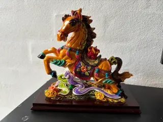 Keramisk hest