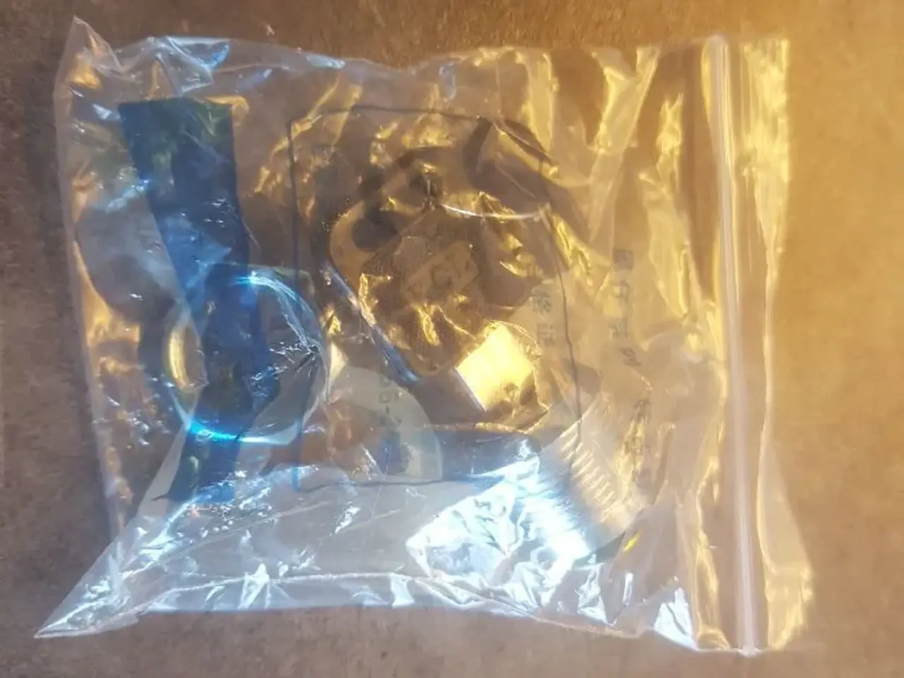 Billede 3 - Lås til topboks i våbenskabe.