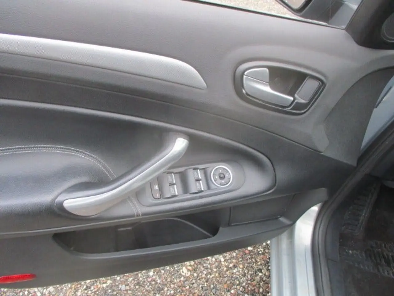 Billede 10 - Ford Mondeo 2,0 Ambiente stc.
