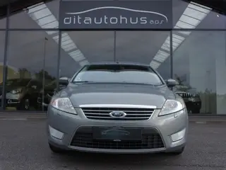 Ford Mondeo 2,0 145 Ghia stc.