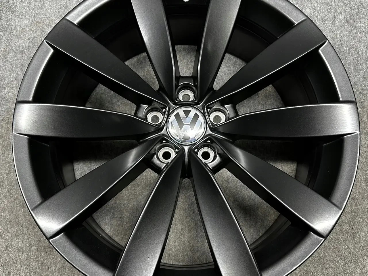 Billede 2 - VW PASSAT SCIROCCO LUGANO 19 8Jx19" ET41
