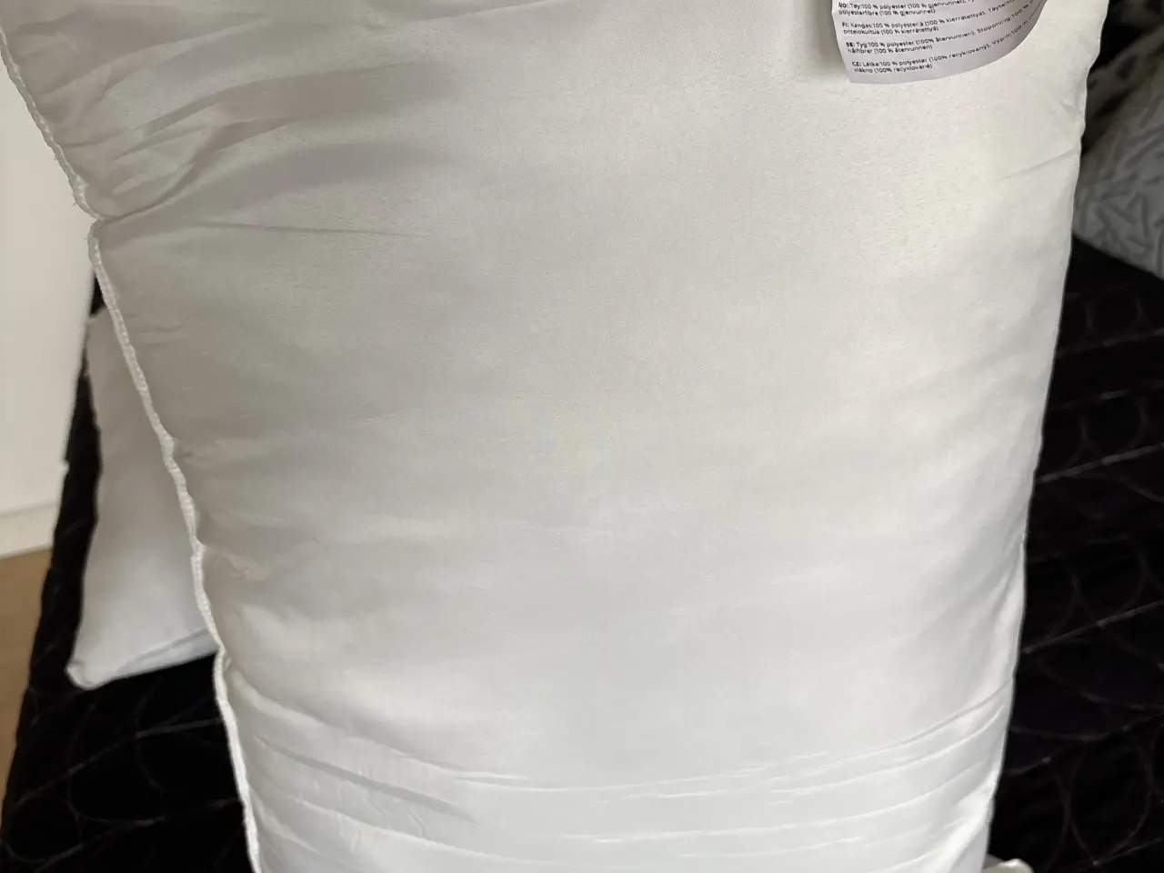 Billede 3 - Pyntepuder fra ikea kun pakket ud af plastik