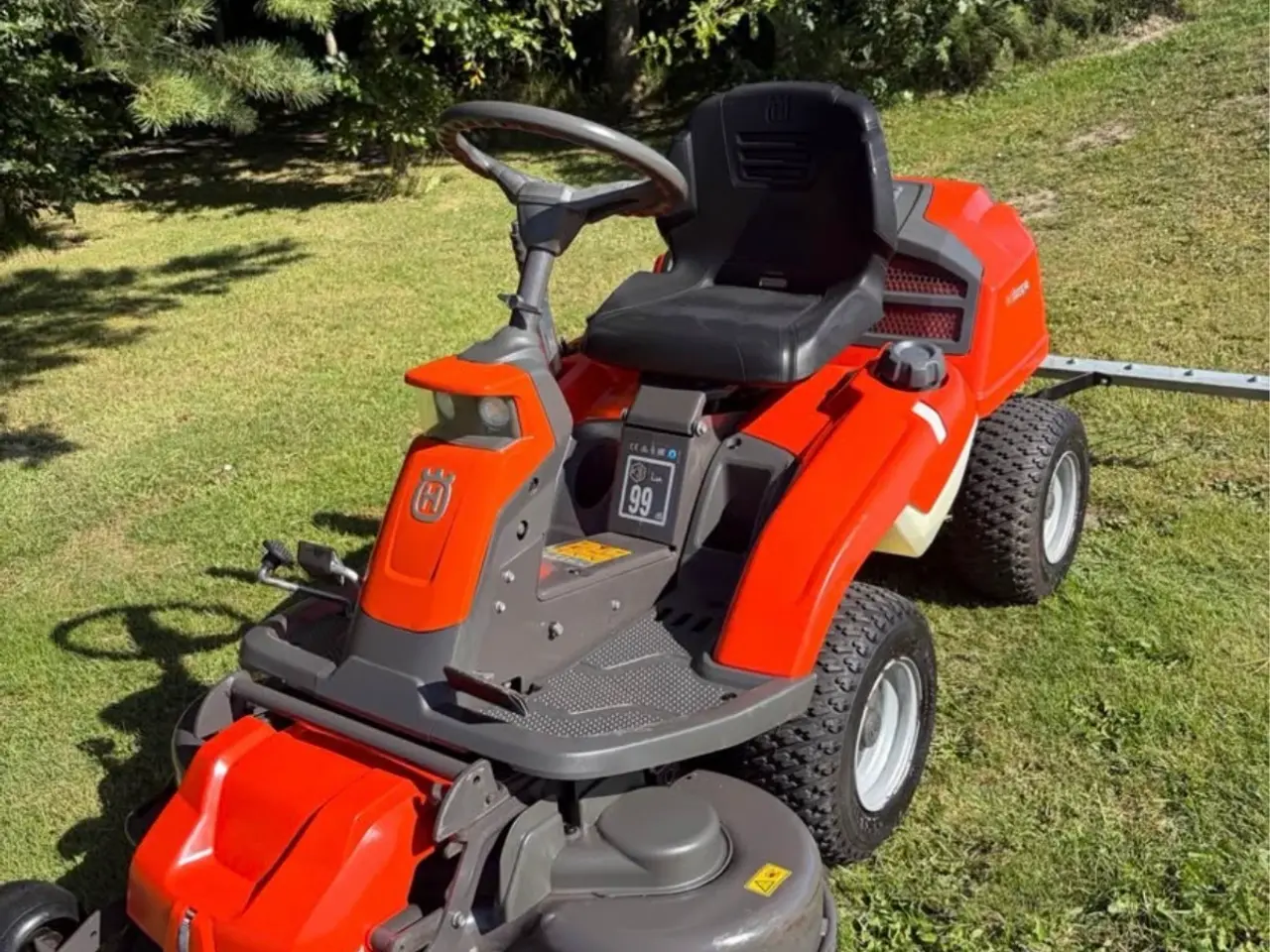 Billede 3 - Husqvarna R216 T AWD