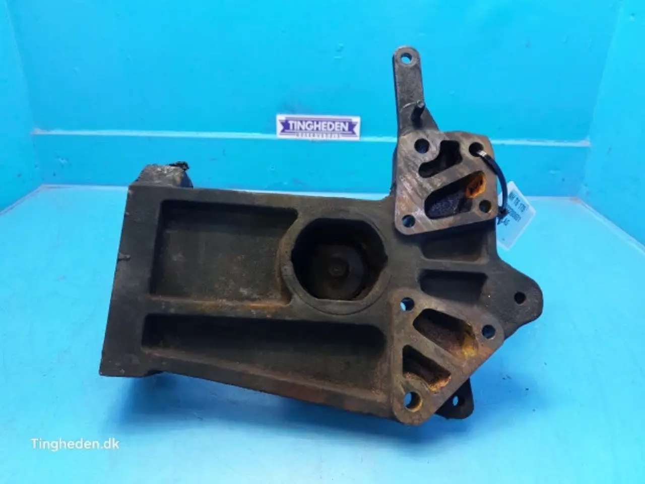 Billede 10 - Iveco F4DFE414Z Beslag Motor 5802200601