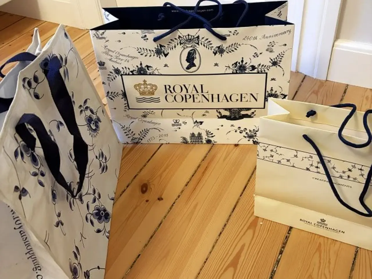 Billede 4 - Æsker og poser fra Royal Copenhagen