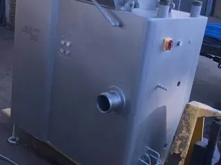 Kødhakker grinder Mado MEW 621